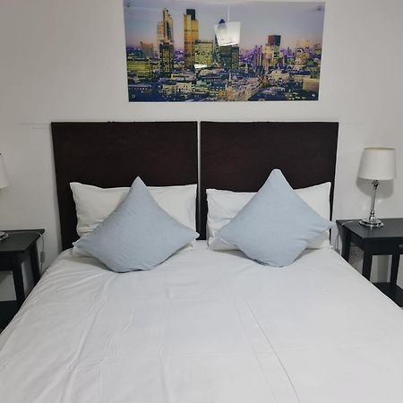 Stratford Luxury Apartments Лондон Екстер'єр фото