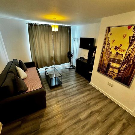Stratford Luxury Apartments Лондон Екстер'єр фото